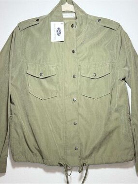 Women's Utility Jacket in Olive